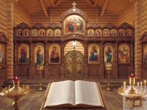 П'ятиверхий дерев'яний храм зі зруба