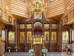 Традиційний церковний зруб з дерева площею 87 м² від компанії Закарпат Зруб-Буд